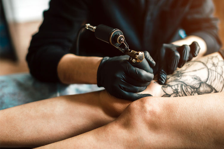 safe tattooing procedures eliminate the risk of spreading hepatitis C