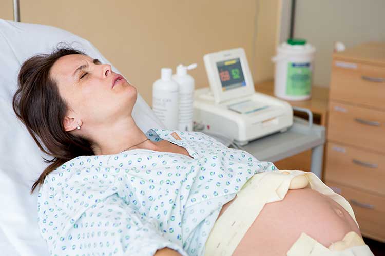 woman experiencing contractions