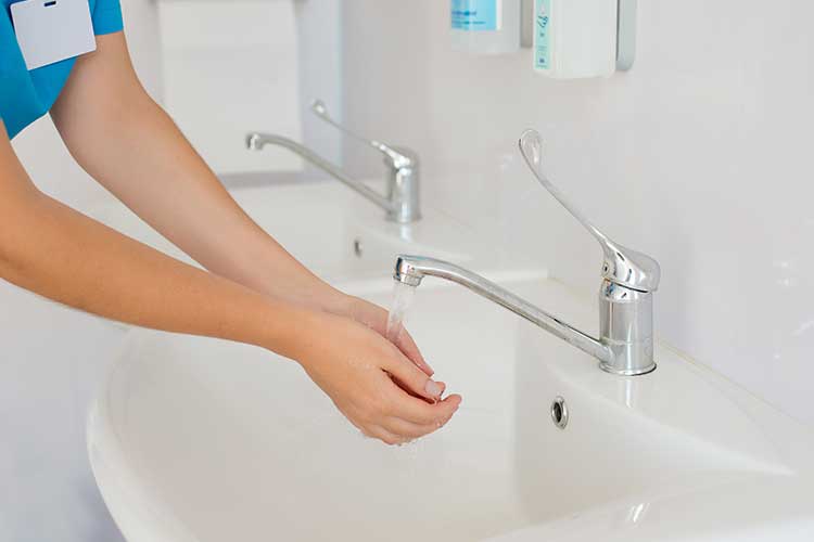 exposure prone procedures washing hands